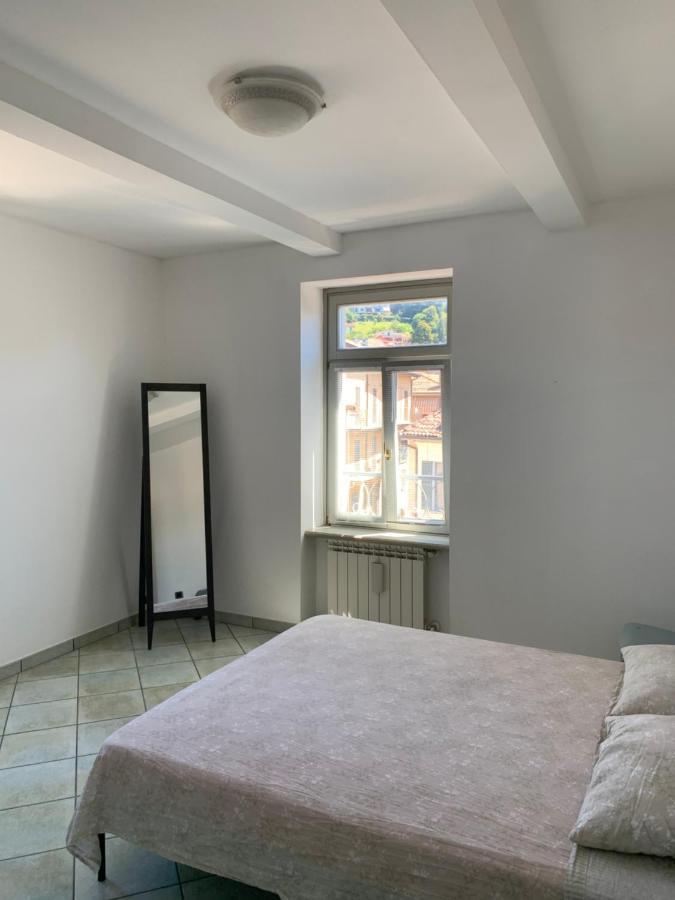 Palazzo Clerici Apartment Luino Exterior foto