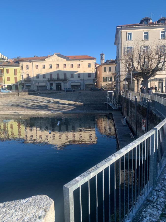Palazzo Clerici Apartment Luino Exterior foto